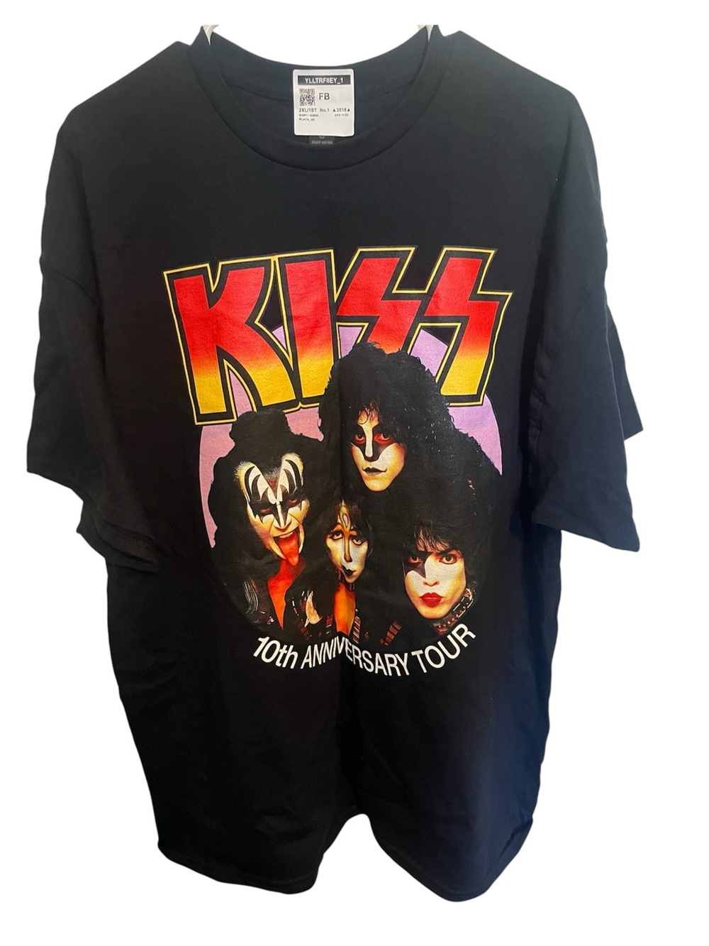 Kiss band 10th anniversary tour shirt
New with tags 2XL